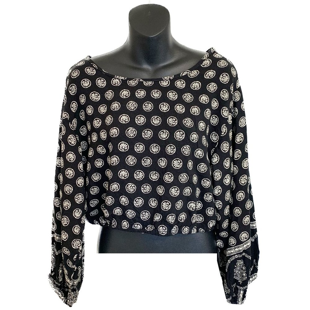 NWT Nicole Miller Black White Boho Long Sleeve Cropped‎ Top Blouse- Medium M